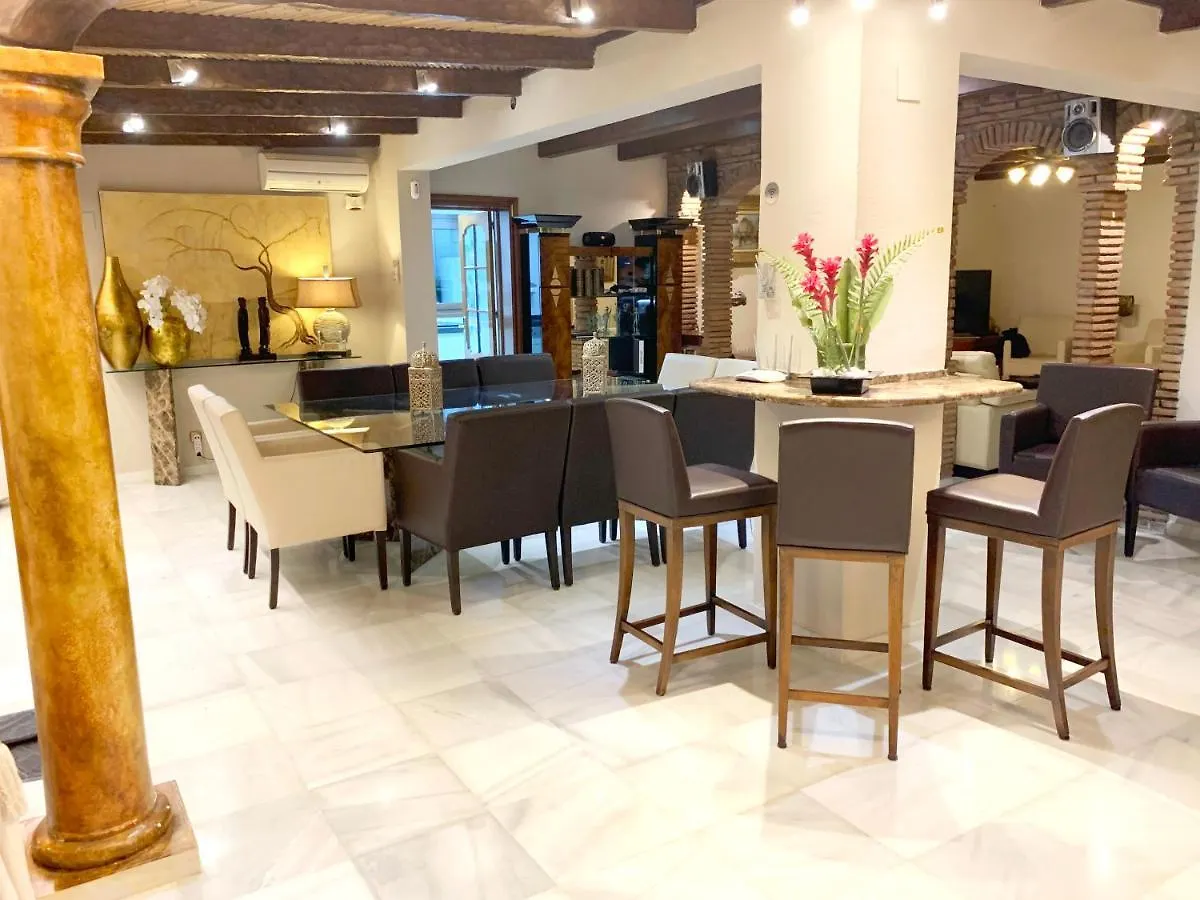 Villa Turrion Marbella 0*,
